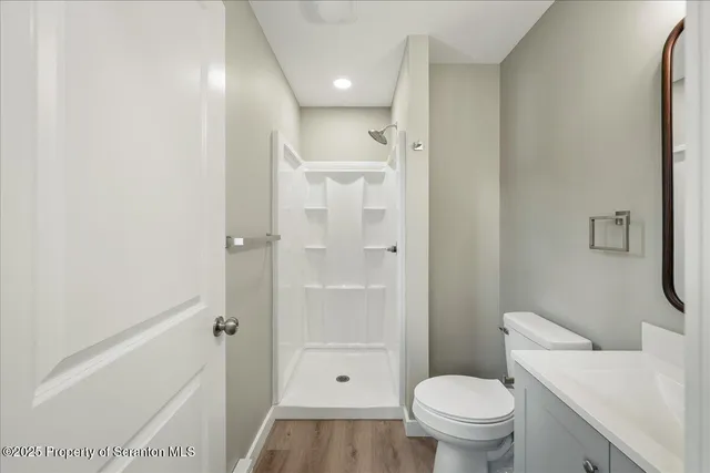 $2,000 | 820 822 Delaware Street, Scranton, PA 18509