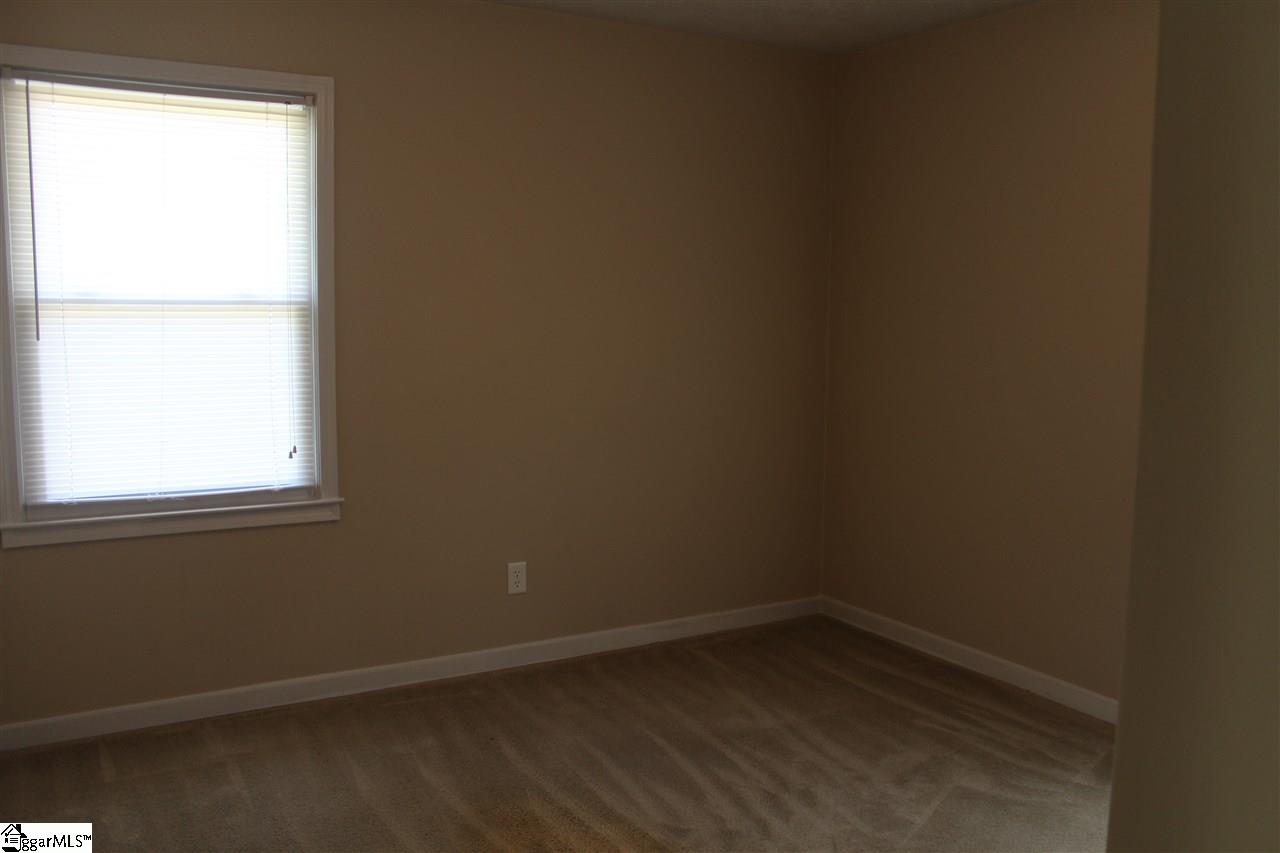 507 Reid School Road Taylors, SC 29687 - Photo 9 of 16 Gallery Image 9