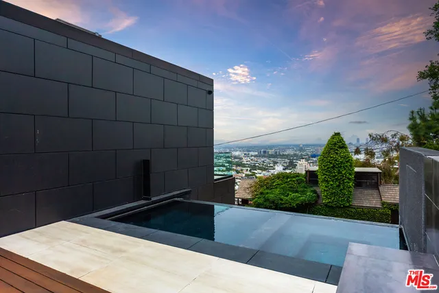 $15,000 | 1545 Marlay Drive, Los Angeles, CA 90069