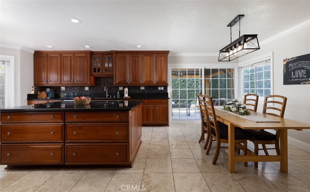 3463 Windsor Court Costa Mesa, CA 92626 - Photo 11 of 36