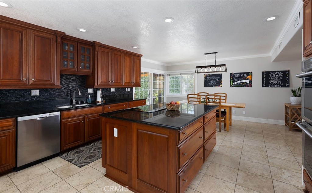 3463 Windsor Court Costa Mesa, CA 92626 - Photo 14 of 36