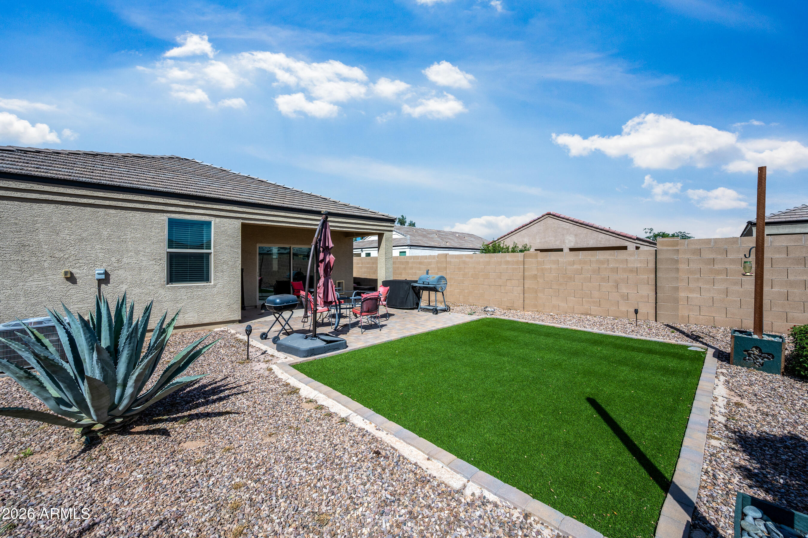 4913 East Chromium Road San Tan Valley, AZ 85143 - Photo 31 of 60