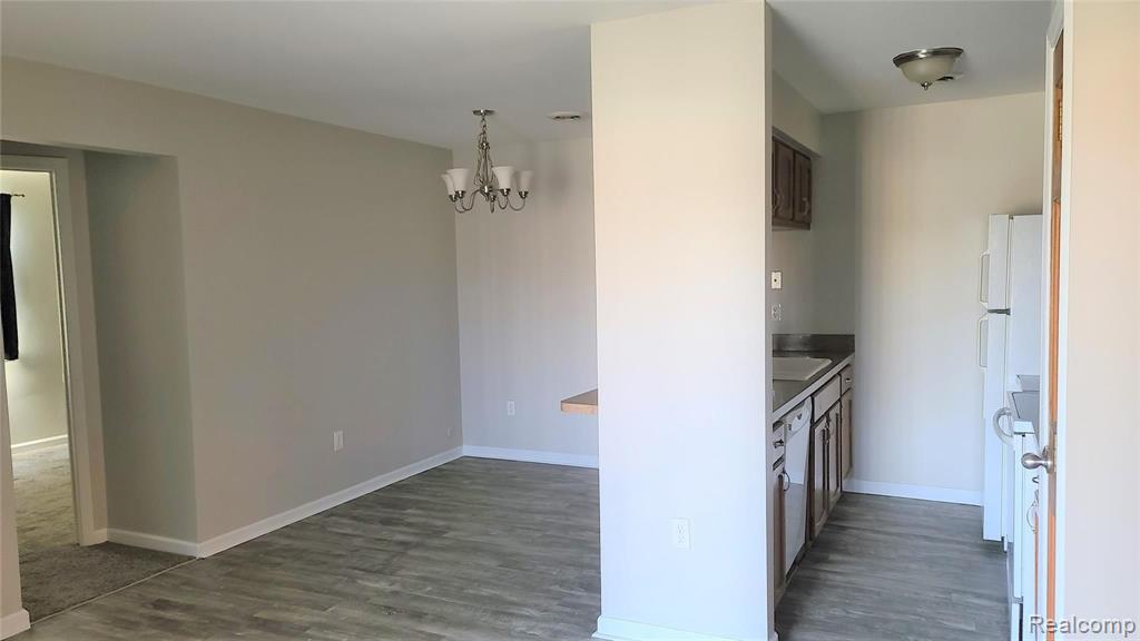 29928 Utica Road, Unit 33 Roseville, MI 48066 - Photo 12 of 14 Gallery Image 12