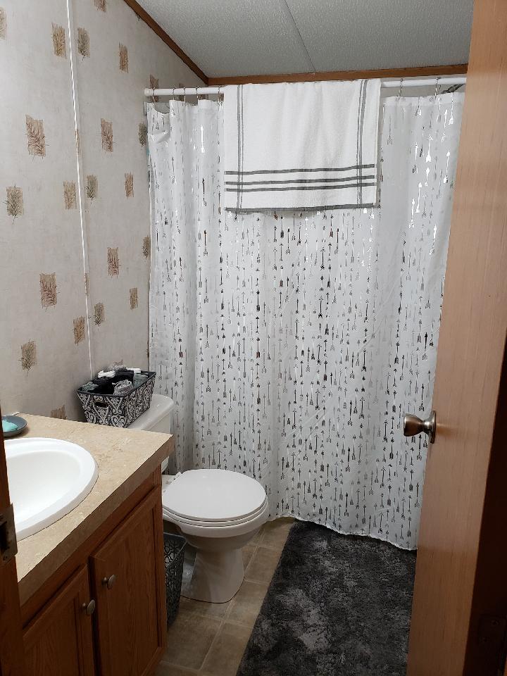 742 Sulphur Creek Road Centerville, TN 37033 - Photo 16 of 18 2nd Bathroom