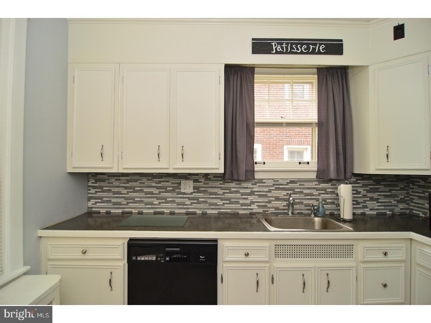 1436 Kenhorst Boulevard Reading, PA 19607 - Photo 12 of 25 Gallery Image 12