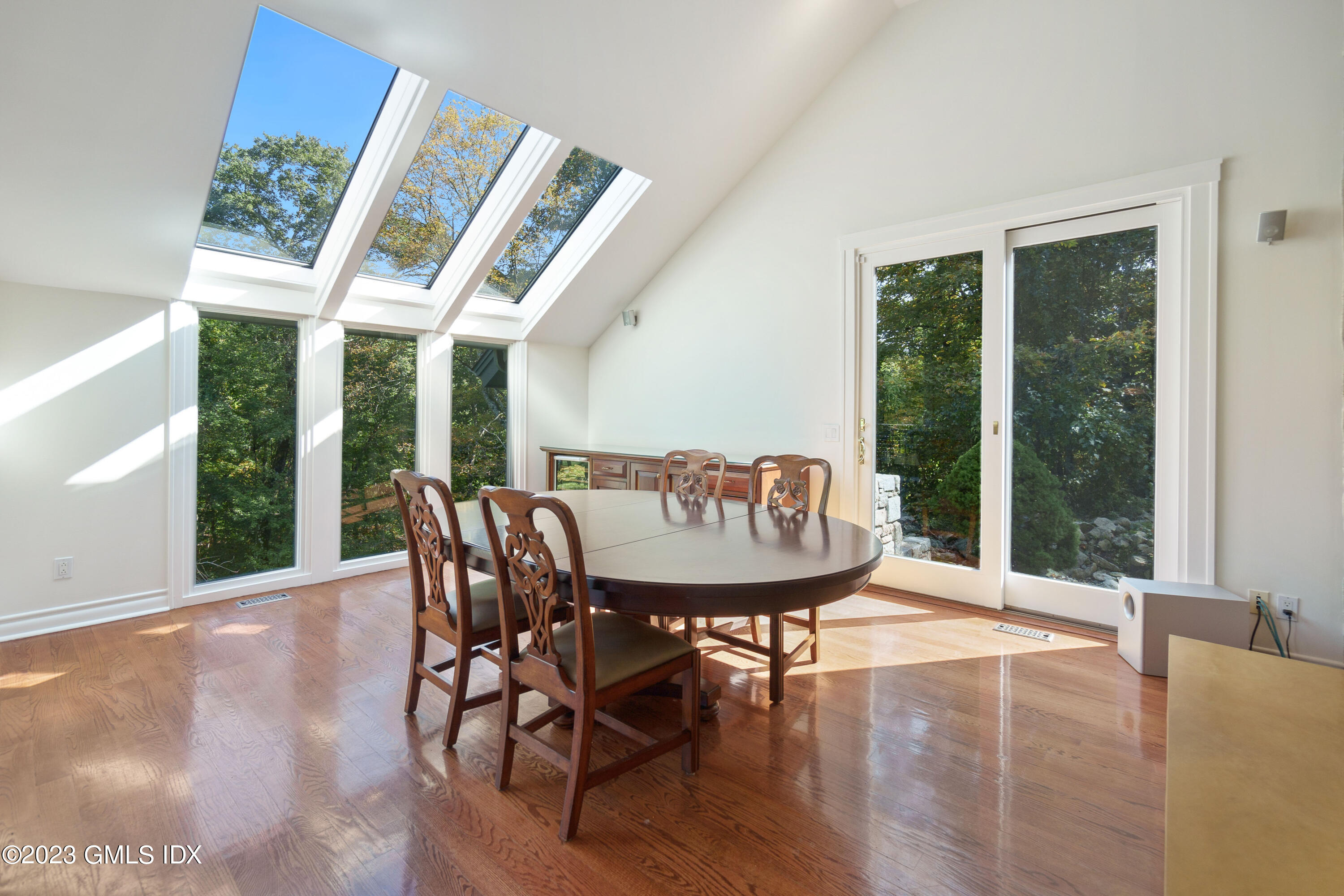 388 Taconic Road Greenwich, CT 06831 - Photo 13 of 31 16