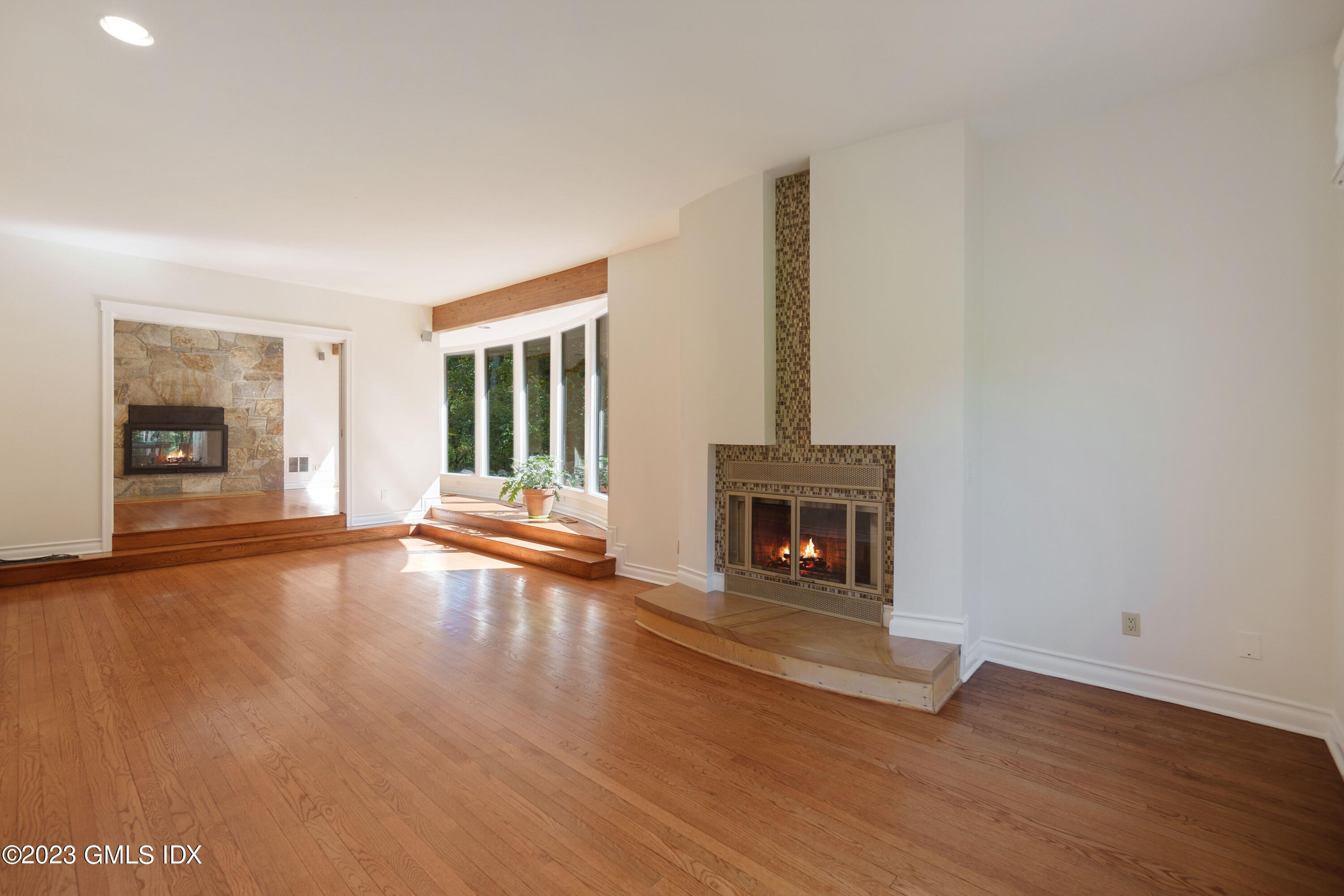 388 Taconic Road Greenwich, CT 06831 - Photo 4 of 31 05