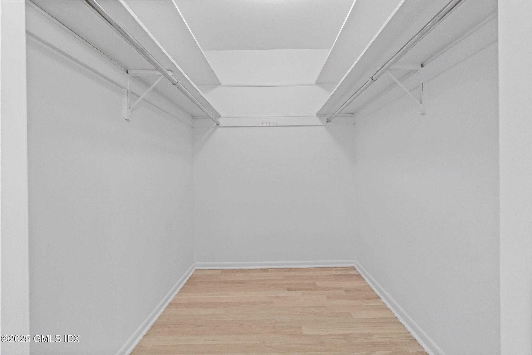 83 Silo Circle Riverside, CT 06878 - Photo 21 of 30 a view of a room with shelf