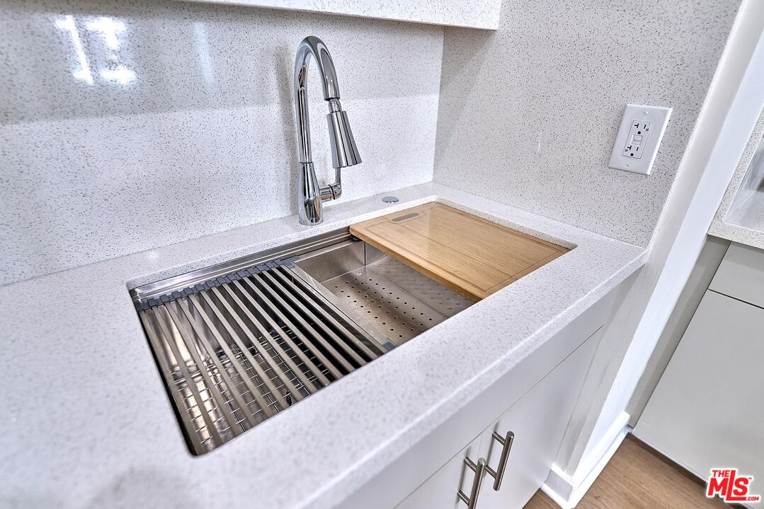 3810 Wilshire Boulevard, Unit 404 Los Angeles, CA 90010 - Photo 8 of 43