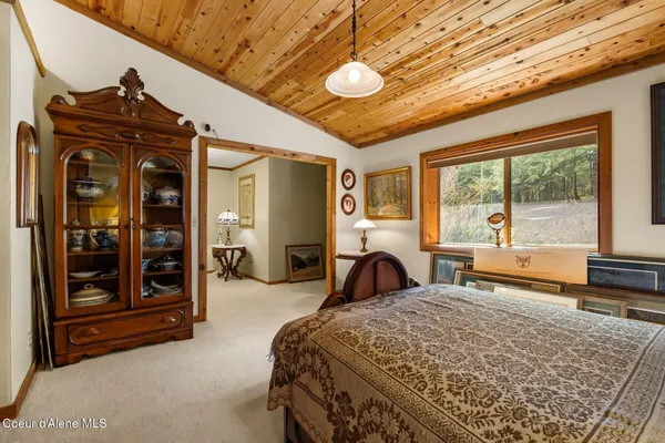 $1,750,000 | 177 Hawkins Spur Road, Sagle, ID 83860