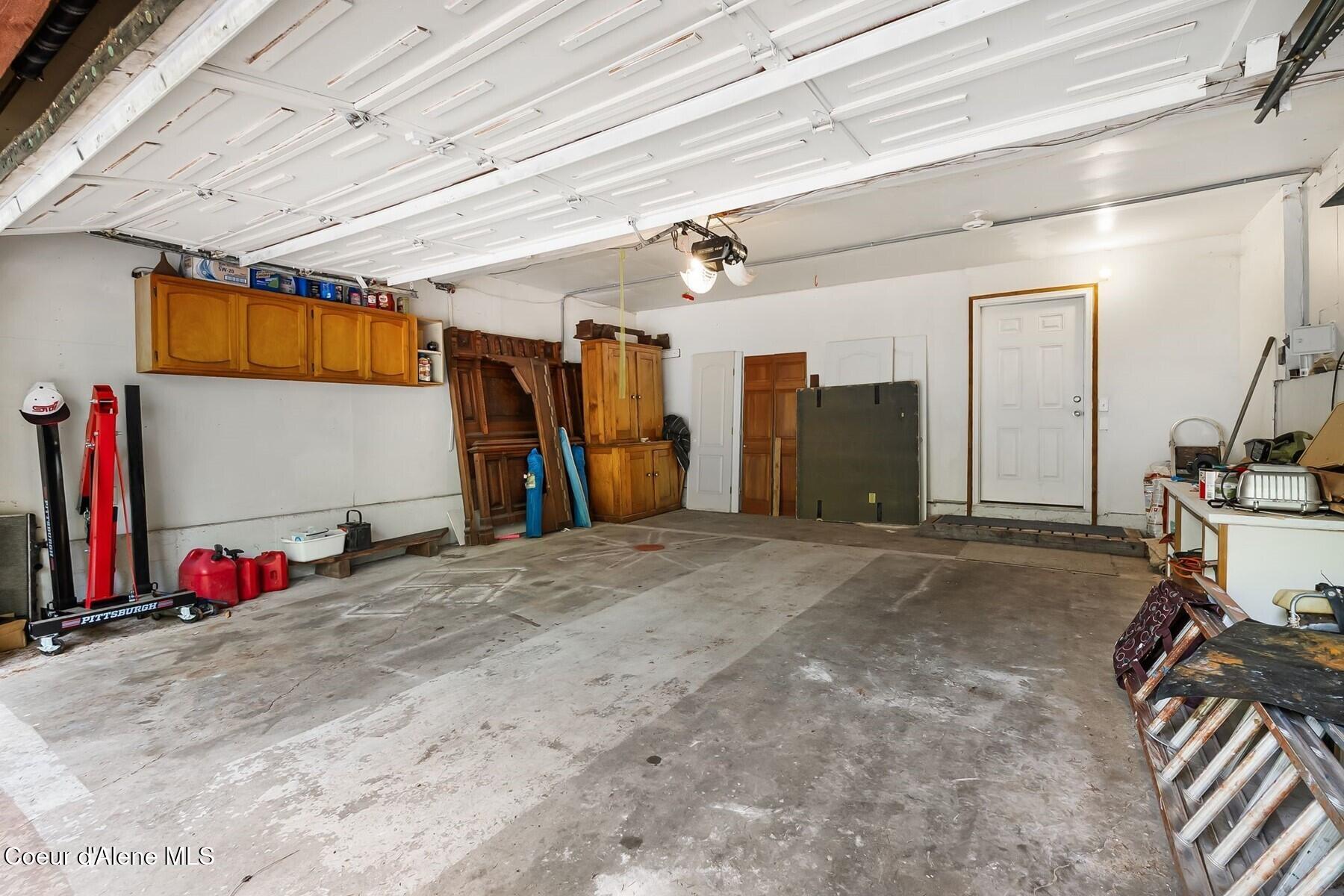 177 Hawkins Spur Road Sagle, ID 83860 - Photo 36 of 70 2 Car Garage