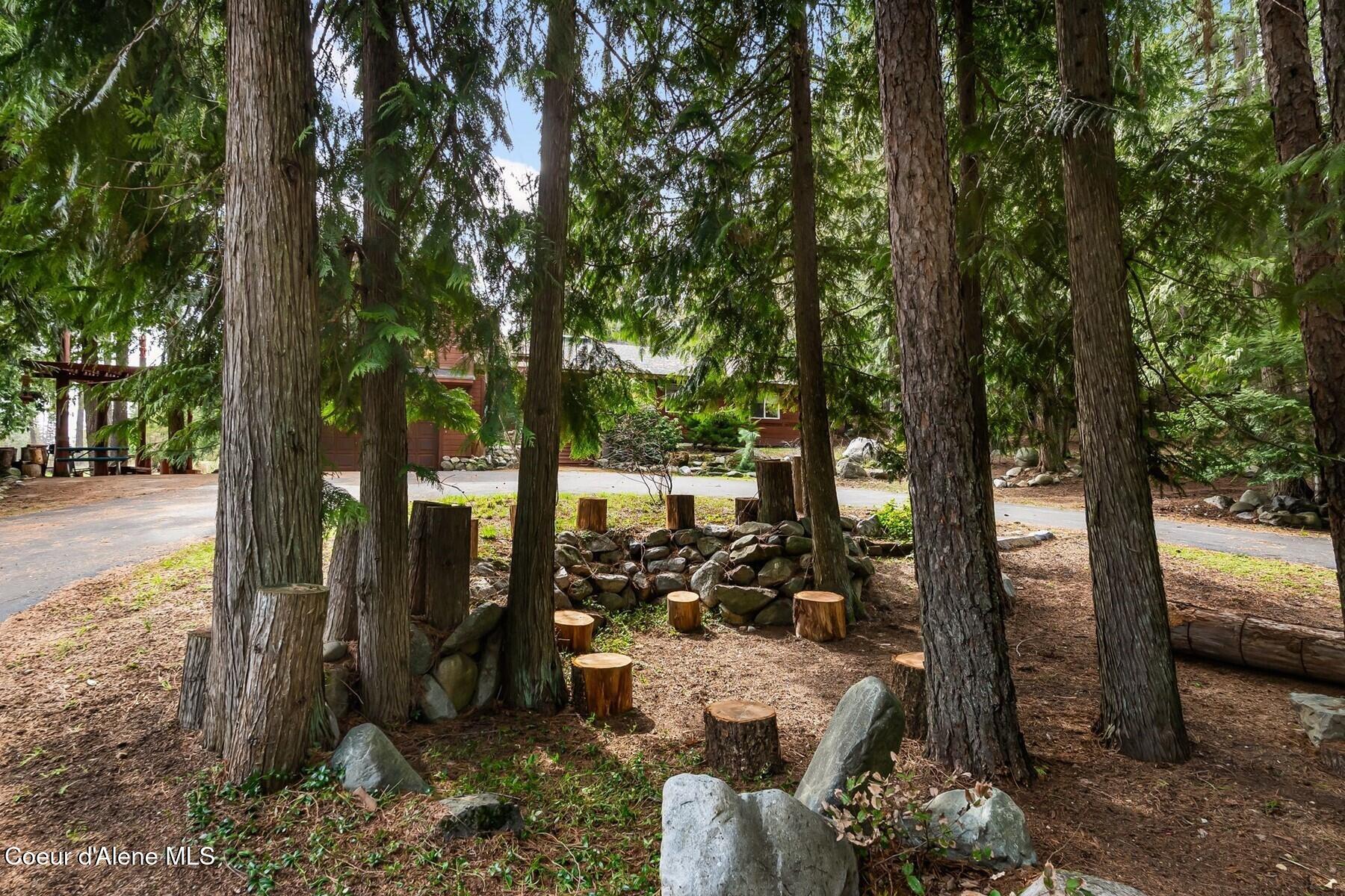 177 Hawkins Spur Road Sagle, ID 83860 - Photo 52 of 70 Outdoor Gathering Spaces