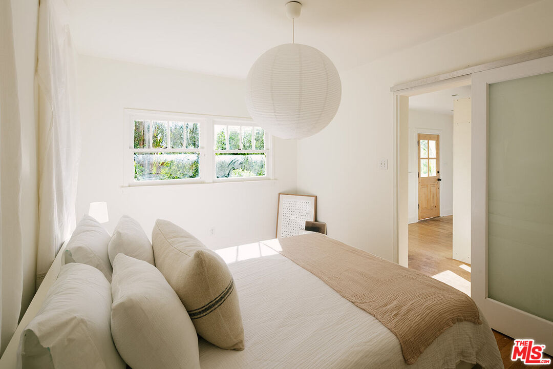 1710 Morton Avenue Los Angeles, CA 90026 - Photo 16 of 31