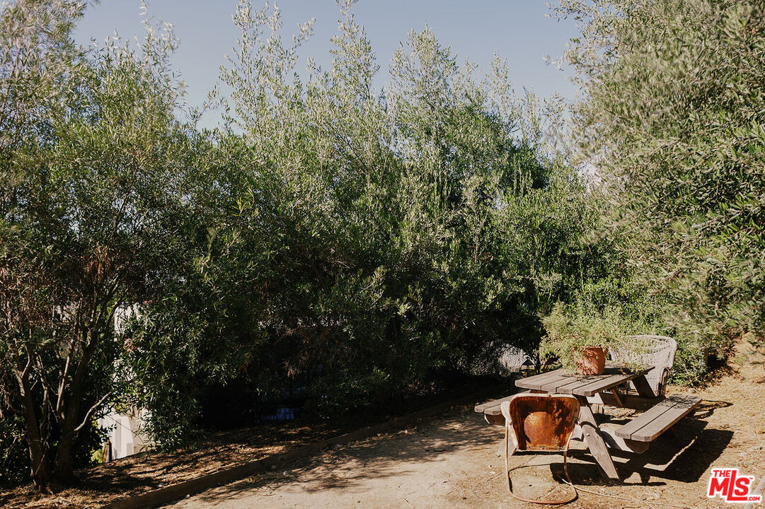 1710 Morton Avenue Los Angeles, CA 90026 - Photo 20 of 31