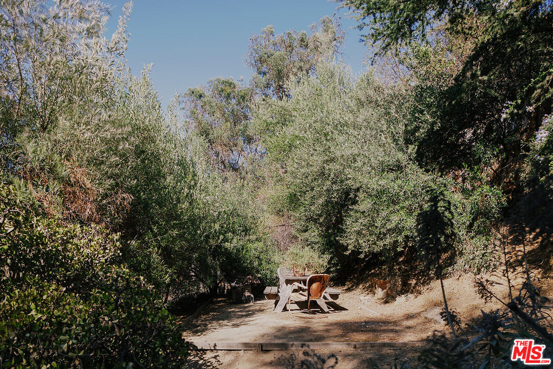 1710 Morton Avenue Los Angeles, CA 90026 - Photo 21 of 31