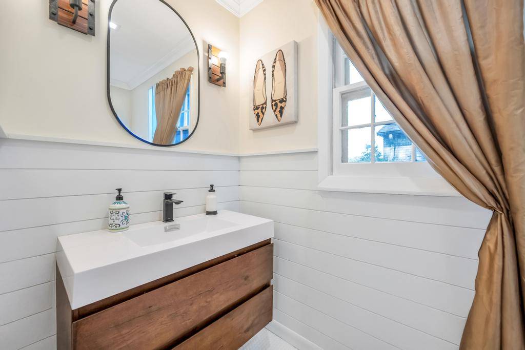 386 Mill Road Westhampton, NY 11977 - Photo 23 of 30