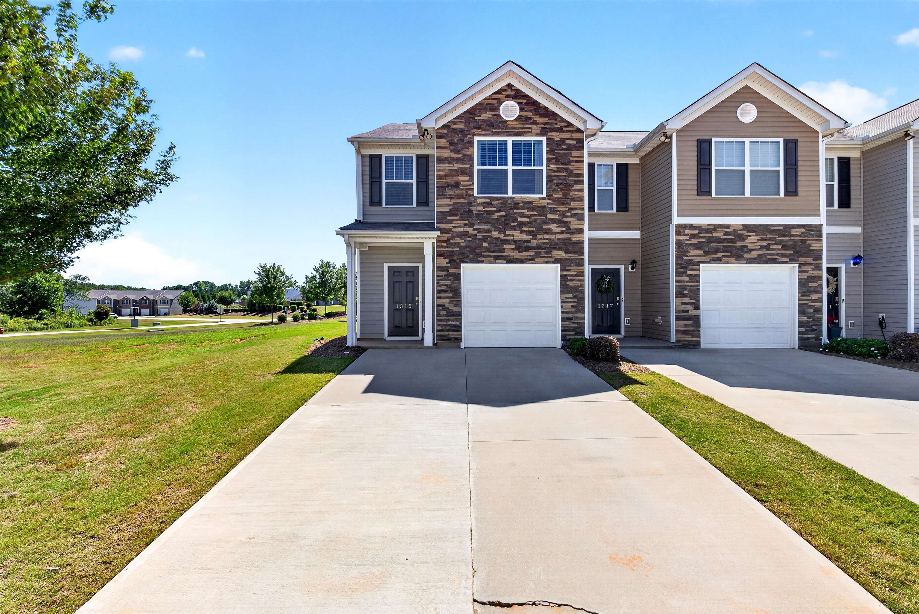 1315 Wunder Way Boiling Springs, SC 29316 - Photo 1 of 37