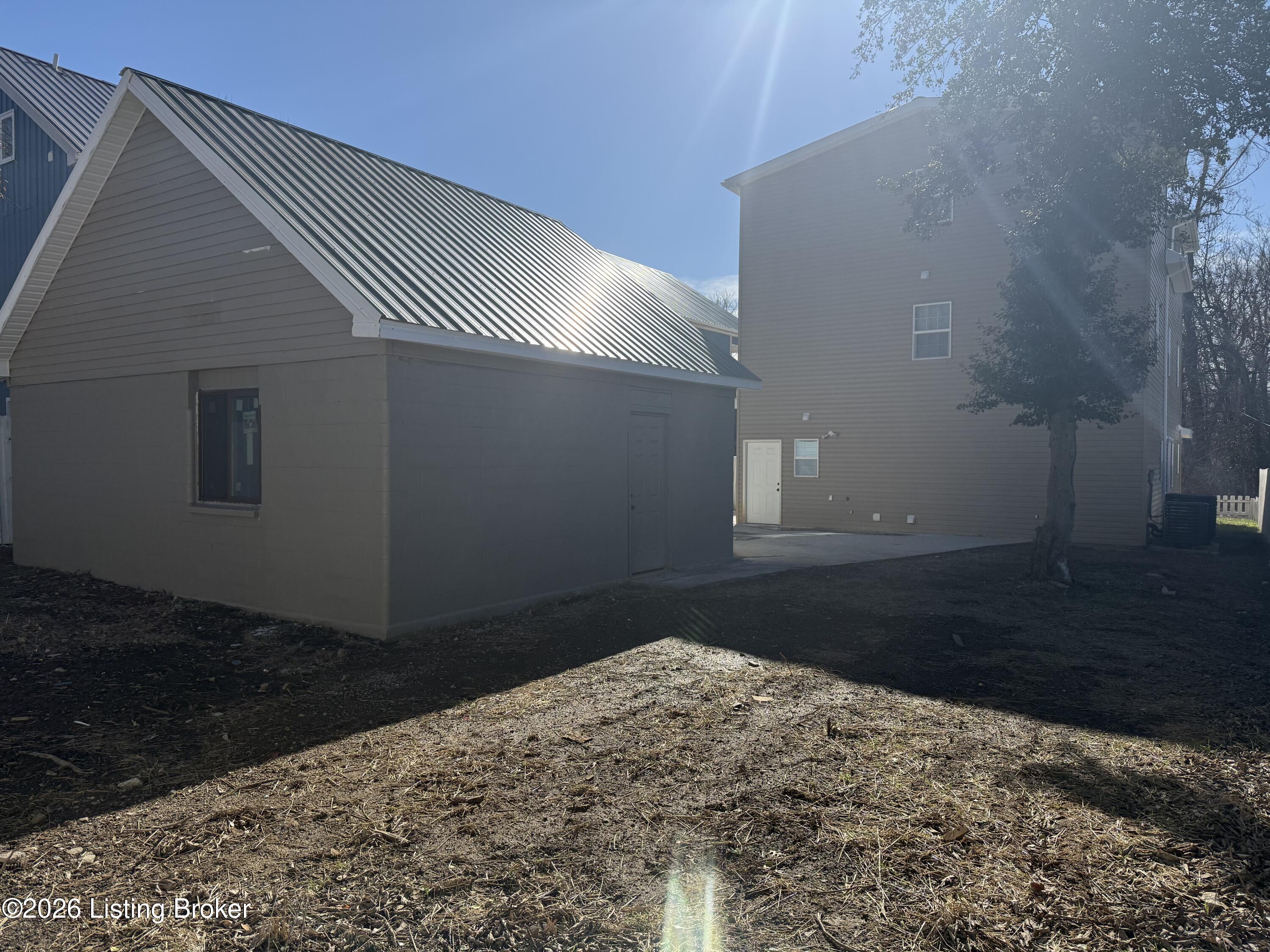 12411 Berrytown Road Louisville, KY 40223 - Photo 10 of 44 09
