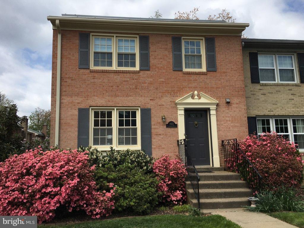 2822 Flagmaker Drive Falls Church, VA 22042 - Photo 1 of 3