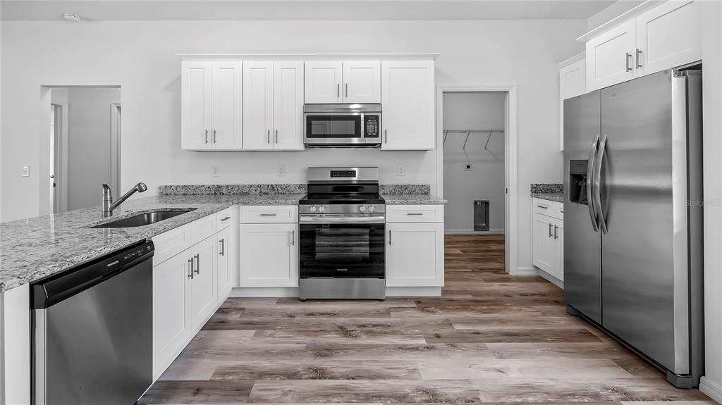 40407 West 8th Avenue Umatilla, FL 32784 - Photo 12 of 26