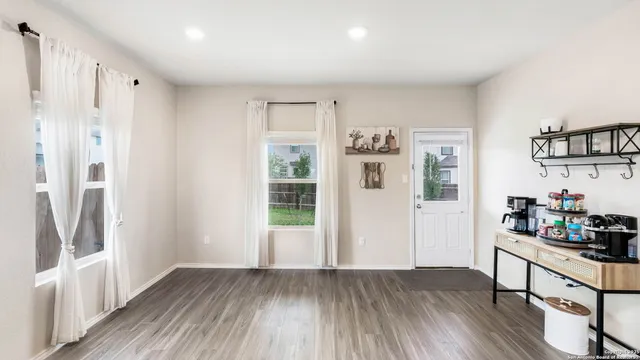 $2,050 | 186 Porcupine Lane, San Antonio, TX 78253