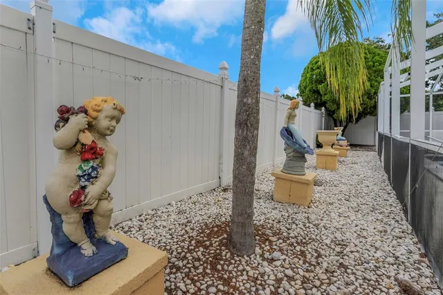 $590,000 | 6409 Heathermoor Court, Tampa, FL 33634