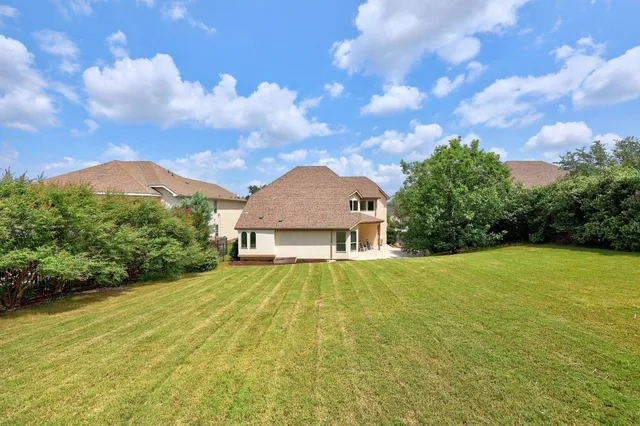 $899,988 | 106 Tonkawa Trail West, Austin, TX 78738