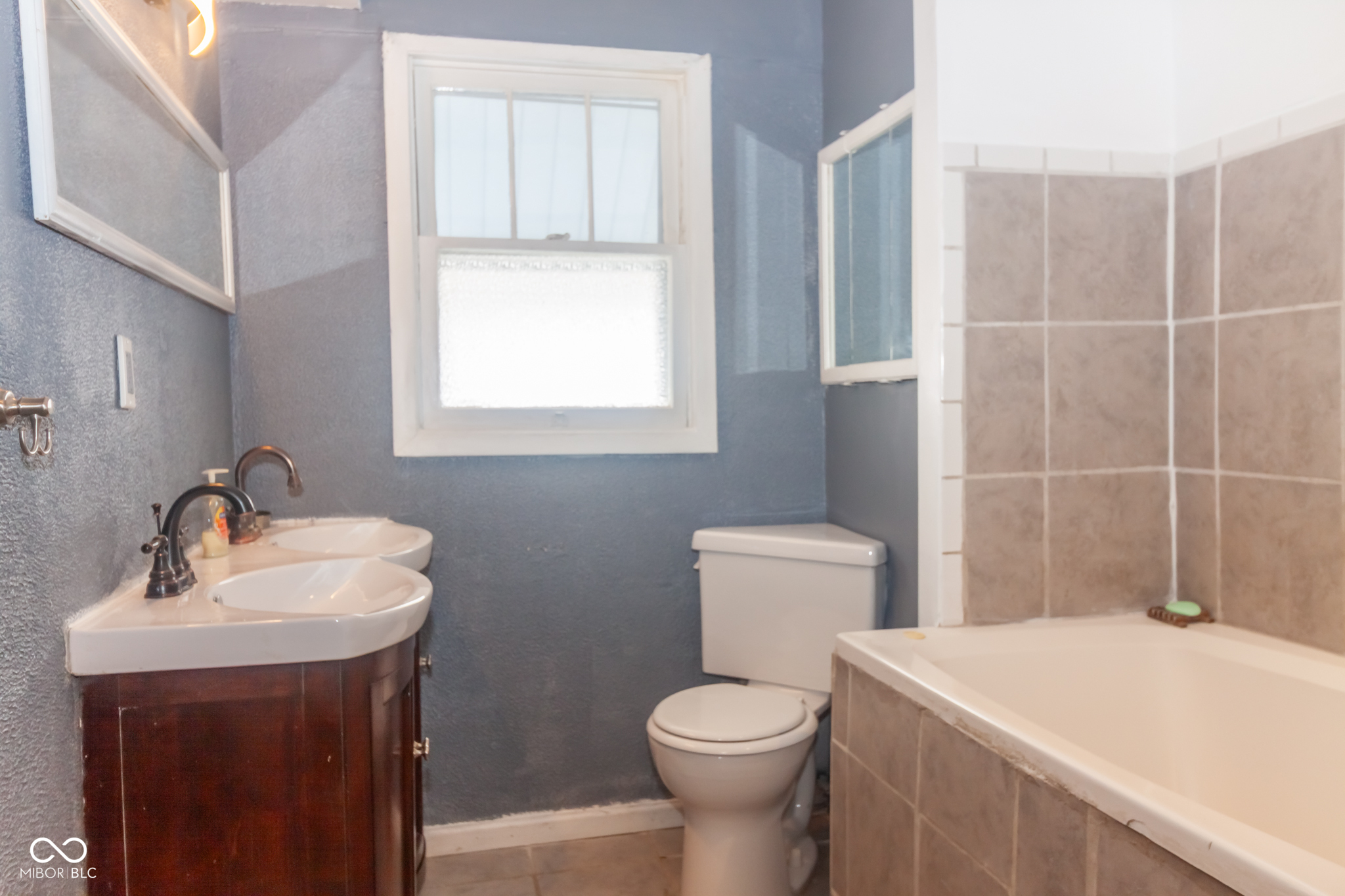 321 East 34th Street Anderson, IN 46013 - Photo 12 of 16