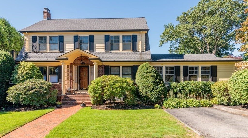 89 Reservoir Road Quincy, MA 02170 - Photo 1 of 41 Gallery Image 1