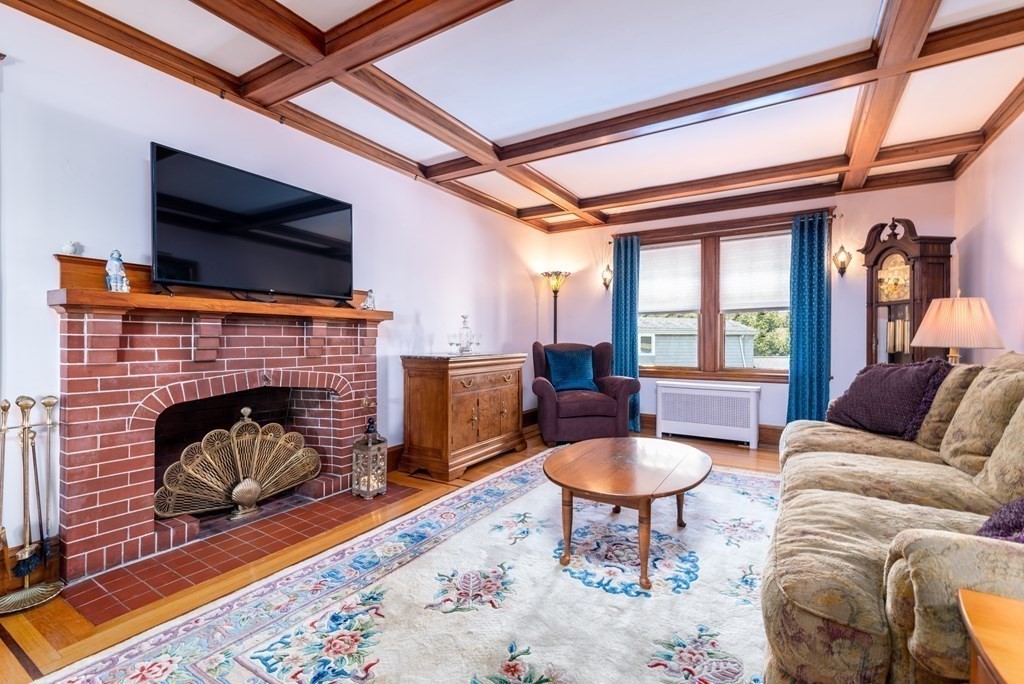 89 Reservoir Road Quincy, MA 02170 - Photo 11 of 41 Gallery Image 11