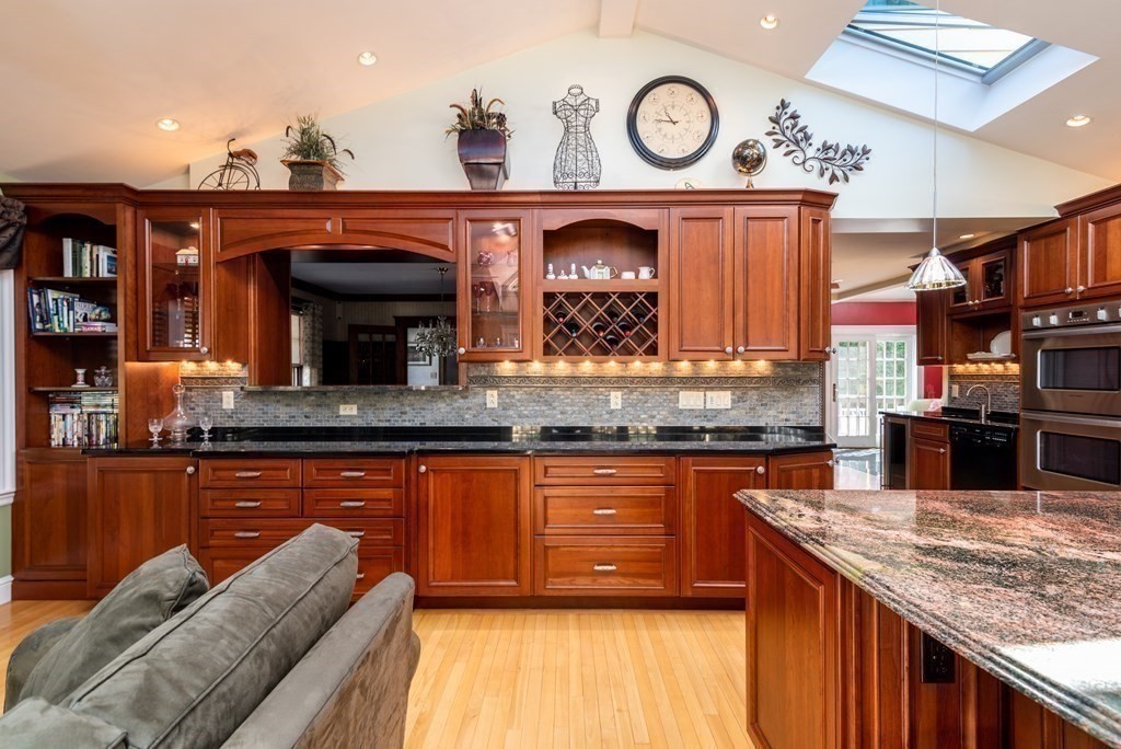 89 Reservoir Road Quincy, MA 02170 - Photo 24 of 41 Gallery Image 24