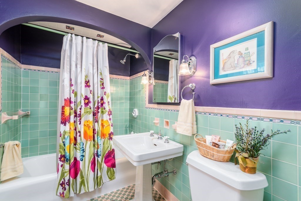 89 Reservoir Road Quincy, MA 02170 - Photo 27 of 41 Gallery Image 27