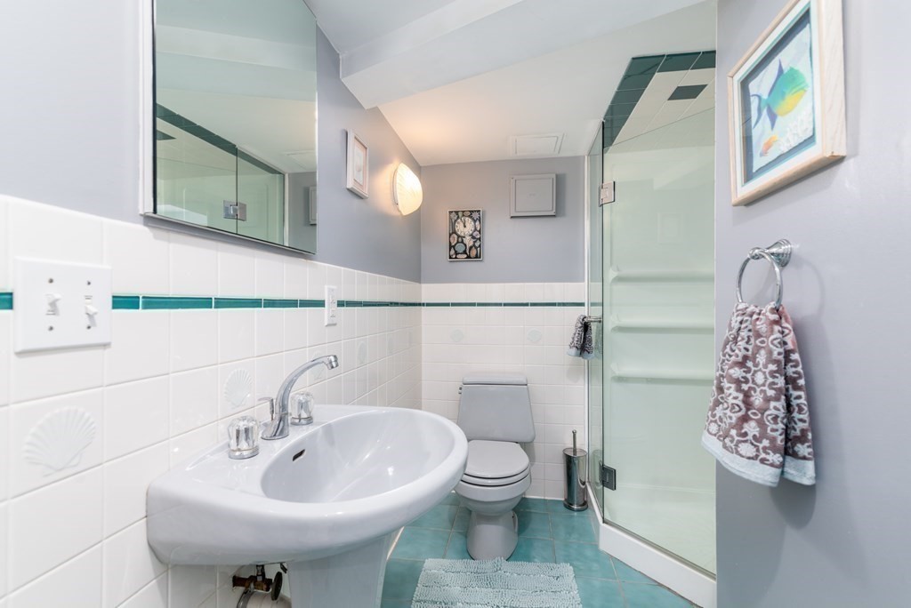 89 Reservoir Road Quincy, MA 02170 - Photo 32 of 41 Gallery Image 32