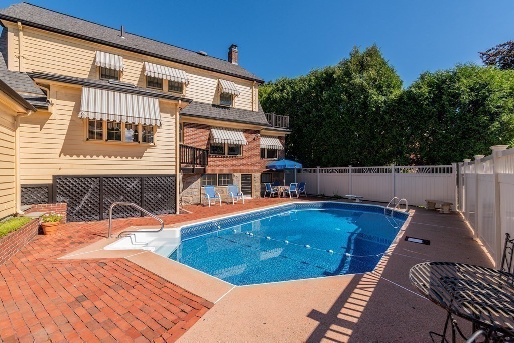 89 Reservoir Road Quincy, MA 02170 - Photo 33 of 41 Gallery Image 33