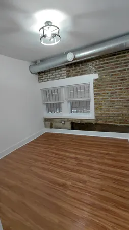 $1,290 | 1255 North Harding Avenue, Unit G, Chicago, IL 60651
