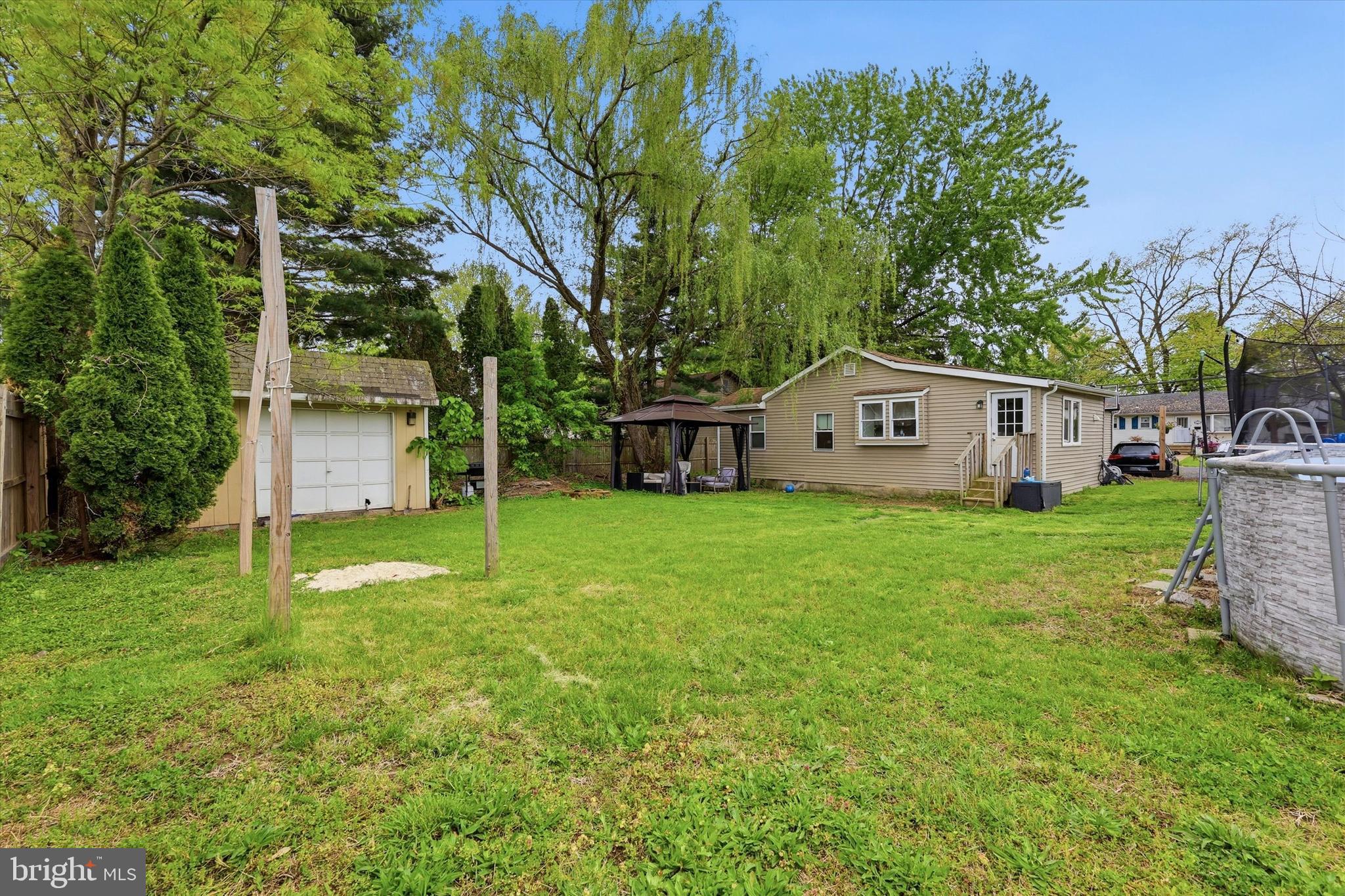 925 Excelsior Avenue Croydon, PA 19021 - Photo 3 of 25