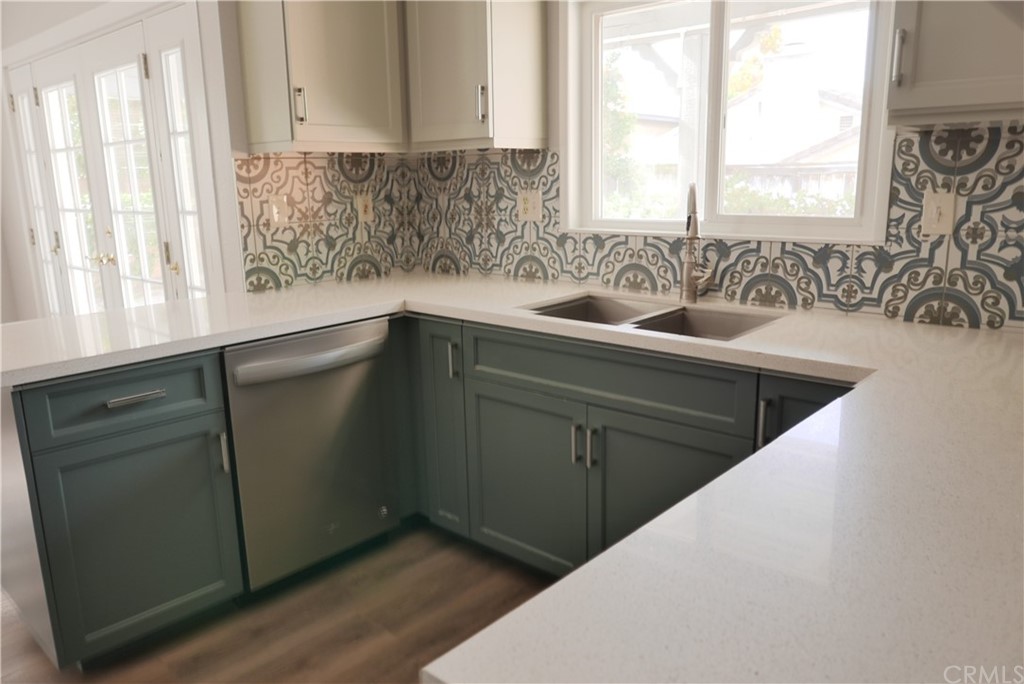 6731 Dove Lane Riverside, CA 92506 - Photo 5 of 15