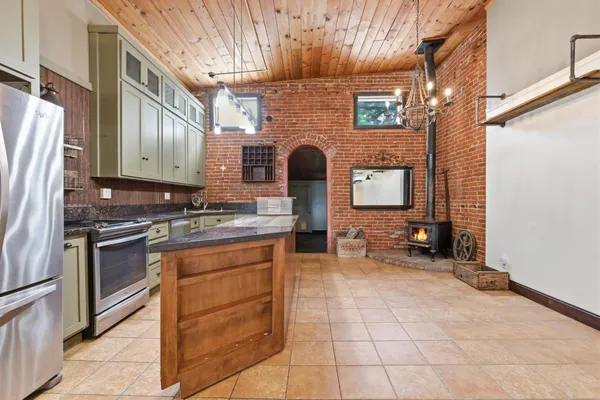 $285,000 | 745 Main Street, Colusa, CA 95932