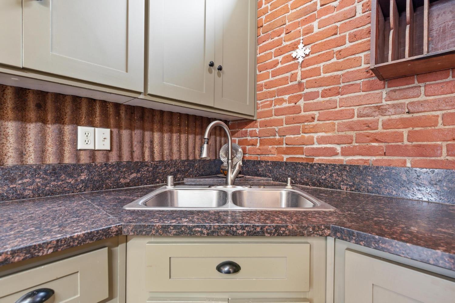 745 Main Street Colusa, CA 95932 - Photo 15 of 30