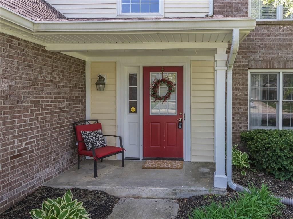 7543 Meadow Ridge Drive Fishers, IN 46038 - Photo 2 of 28 Gallery Image 2