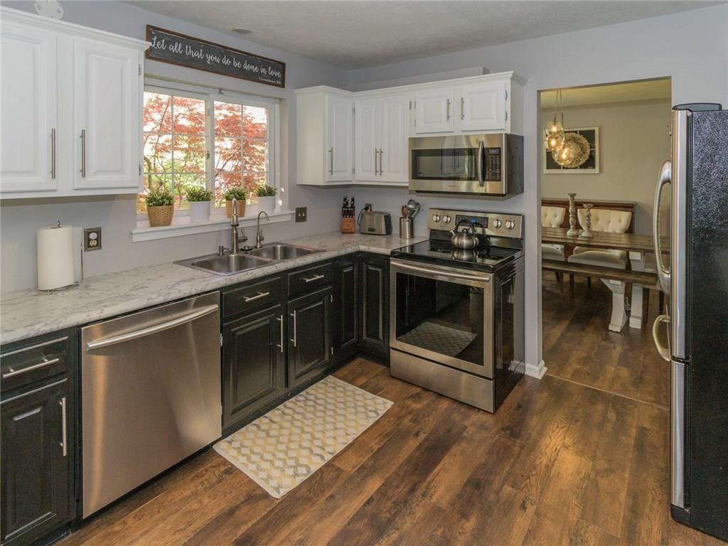 7543 Meadow Ridge Drive Fishers, IN 46038 - Photo 11 of 28 Gallery Image 11