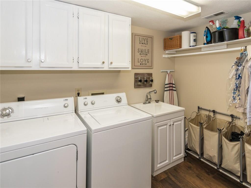7543 Meadow Ridge Drive Fishers, IN 46038 - Photo 16 of 28 Gallery Image 16