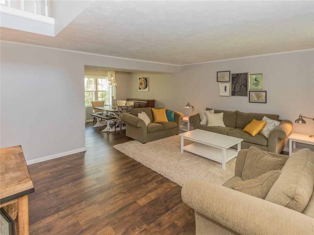 7543 Meadow Ridge Drive Fishers, IN 46038 - Photo 4 of 28 Gallery Image 4