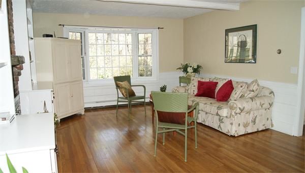 56 Charter Road Acton, MA 01720 - Photo 5 of 14 Gallery Image 5