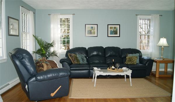 56 Charter Road Acton, MA 01720 - Photo 6 of 14 Gallery Image 6