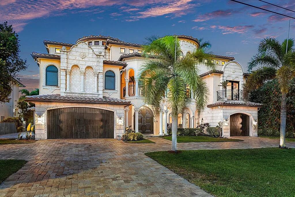 1011 Rhodes Villa Avd Delray