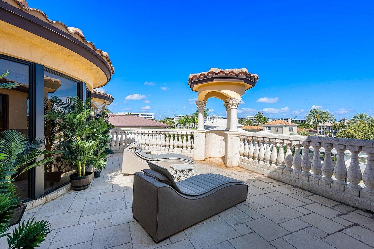 1011 Rhodes Villa Avenue Delray Beach, FL 33483 - Photo 27 of 72 1011 Rhodes Villa Ave