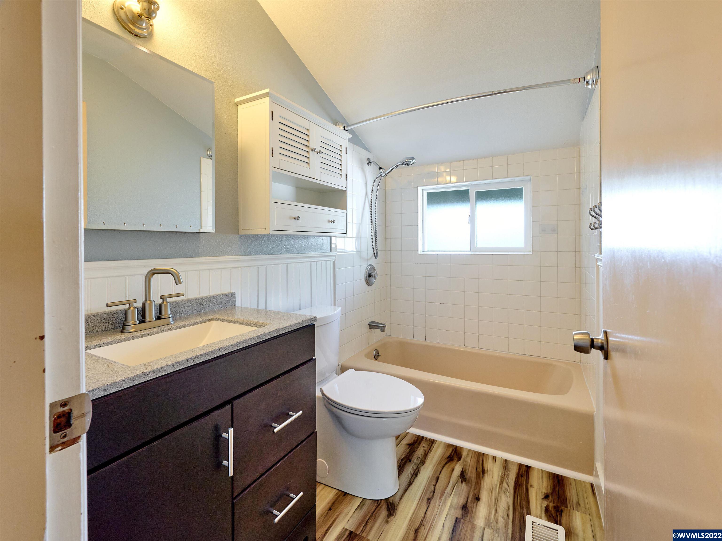 714 Southwest 10th Avenue Albany, OR 97321 - Photo 23 of 36 Gallery Image 23