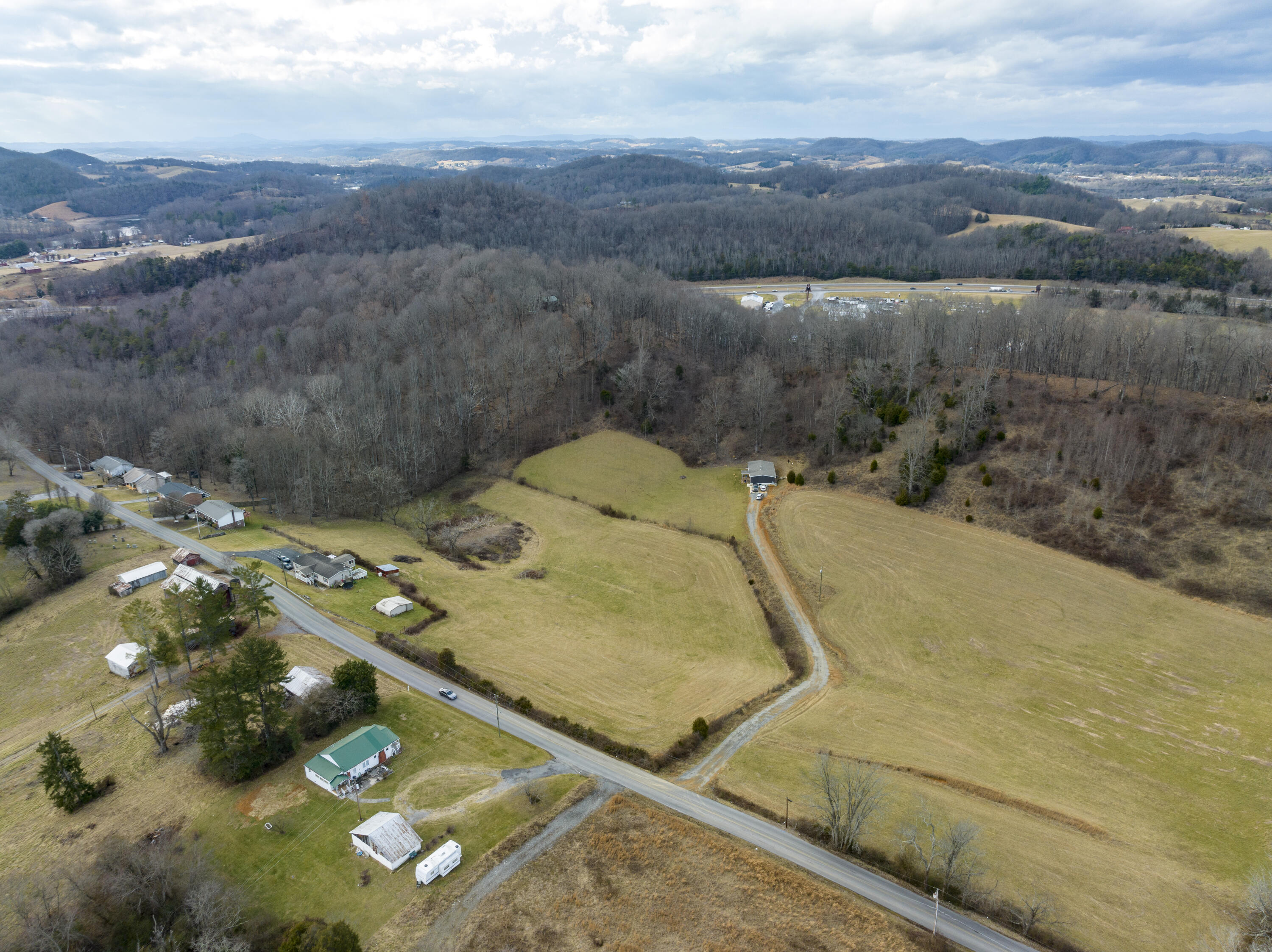 400 Egypt Road Bluff City, TN 37618 - Photo 31 of 54 F13FDDA8-E7EC-4A85-97B9-CB408746A07A
