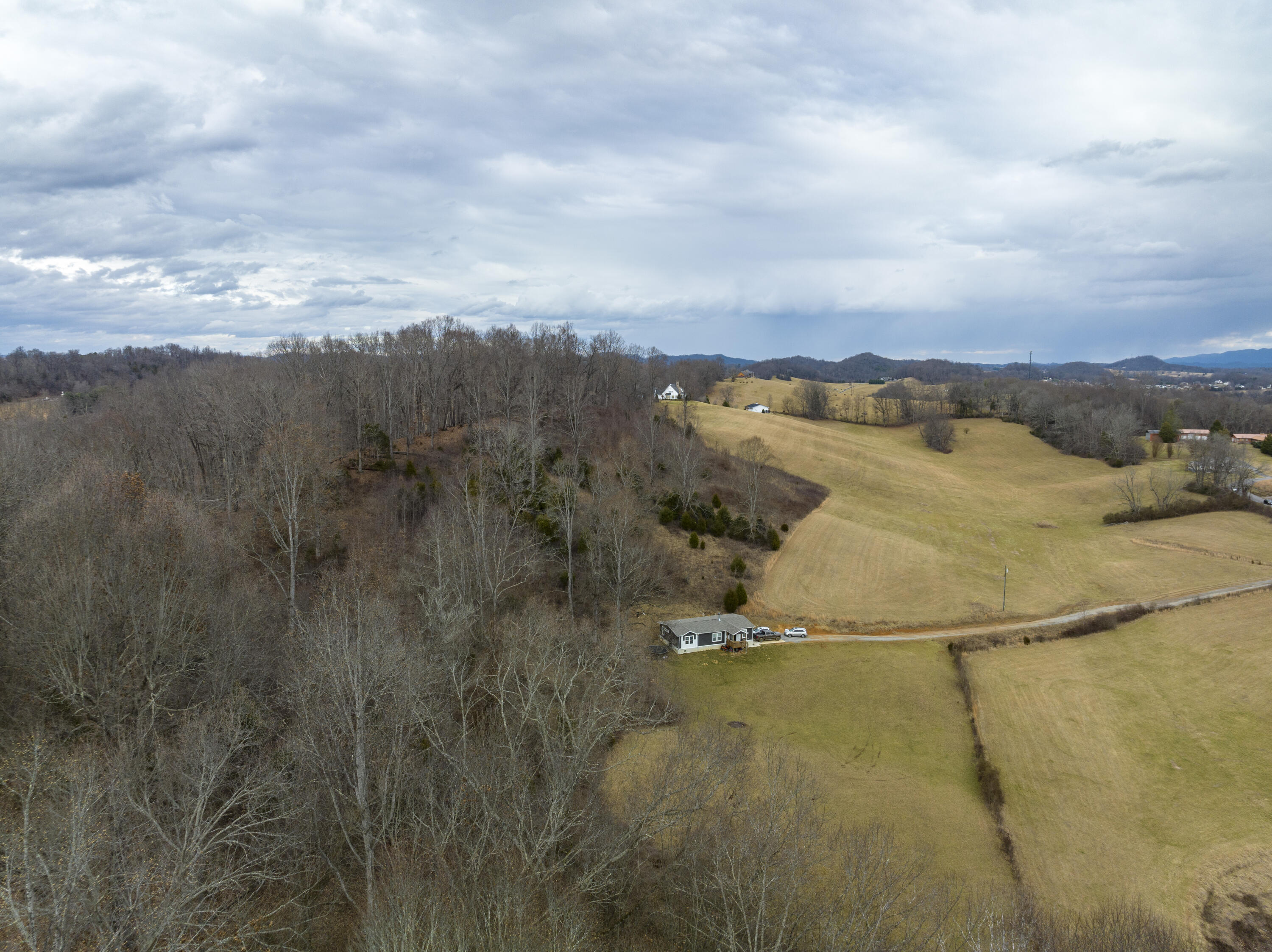 400 Egypt Road Bluff City, TN 37618 - Photo 34 of 54 924F47E6-3312-4D92-BD2B-EBB27147DC5D